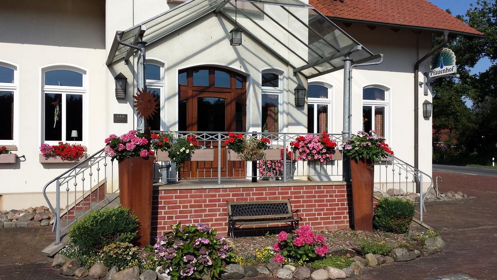 Hotel Restaurant Am Pfauenhof ควาเคนบรุค ภายนอก รูปภาพ