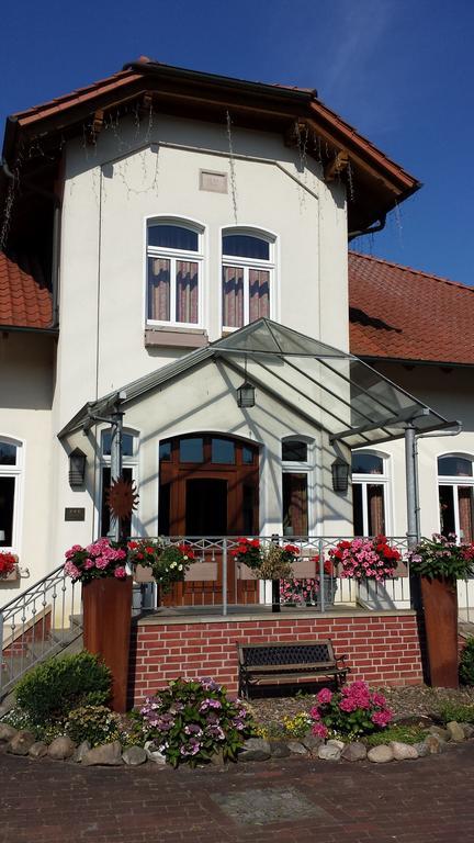 Hotel Restaurant Am Pfauenhof ควาเคนบรุค ภายนอก รูปภาพ