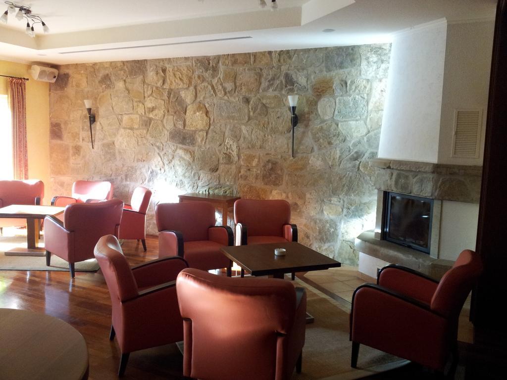 Hotel Restaurant Am Pfauenhof ควาเคนบรุค ภายนอก รูปภาพ